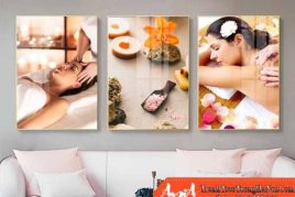 Tranh treo tường trang trí Spa 3 tấm hình ảnh cô gái massage đẹp Amia 1704112024